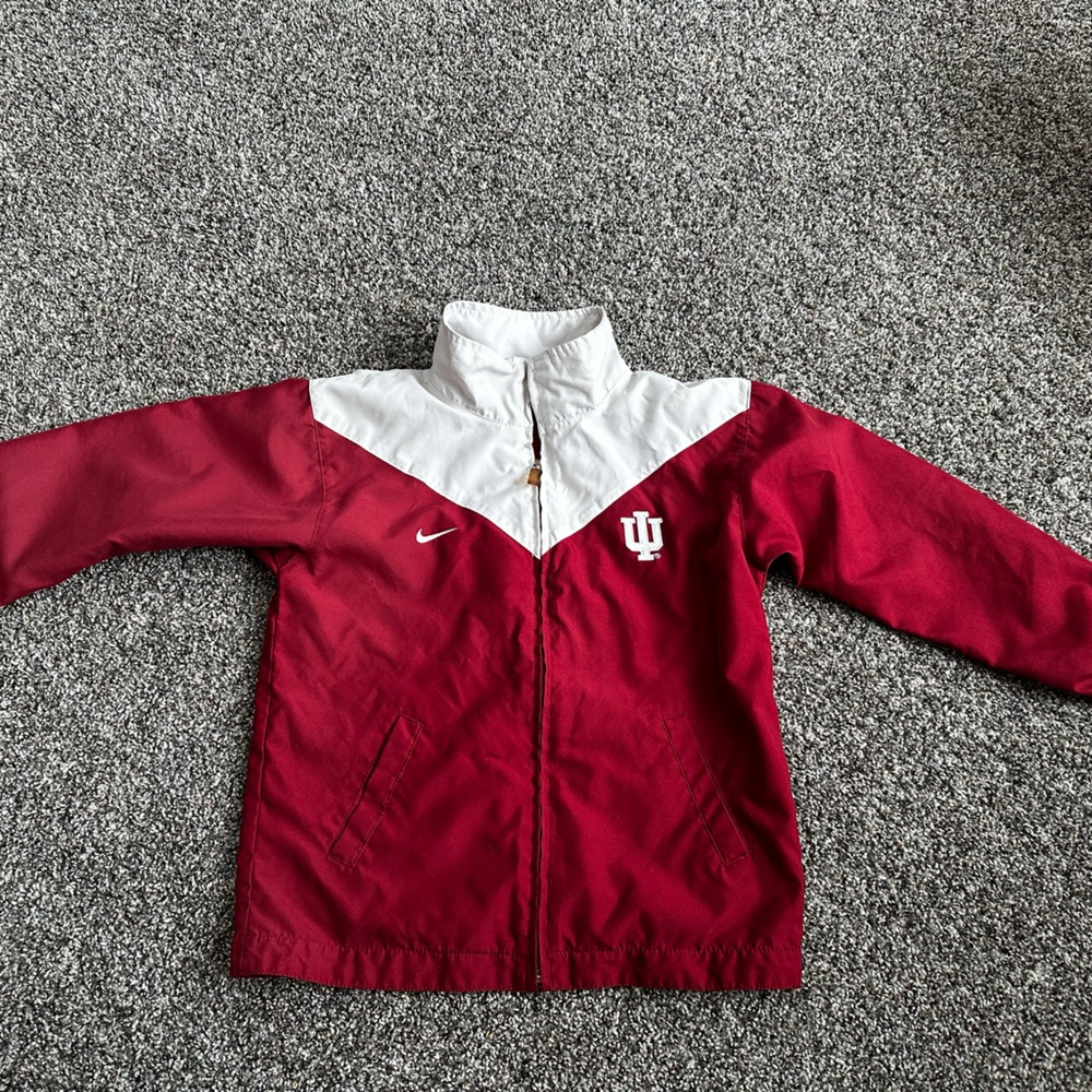 Nike IU boys size 7 windbreaker